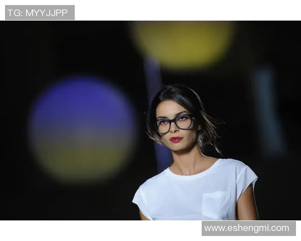 足球明星太太李凡的生活揭秘与背后的故事分享 足球明星太太李凡的生活揭秘与背后的故事分享